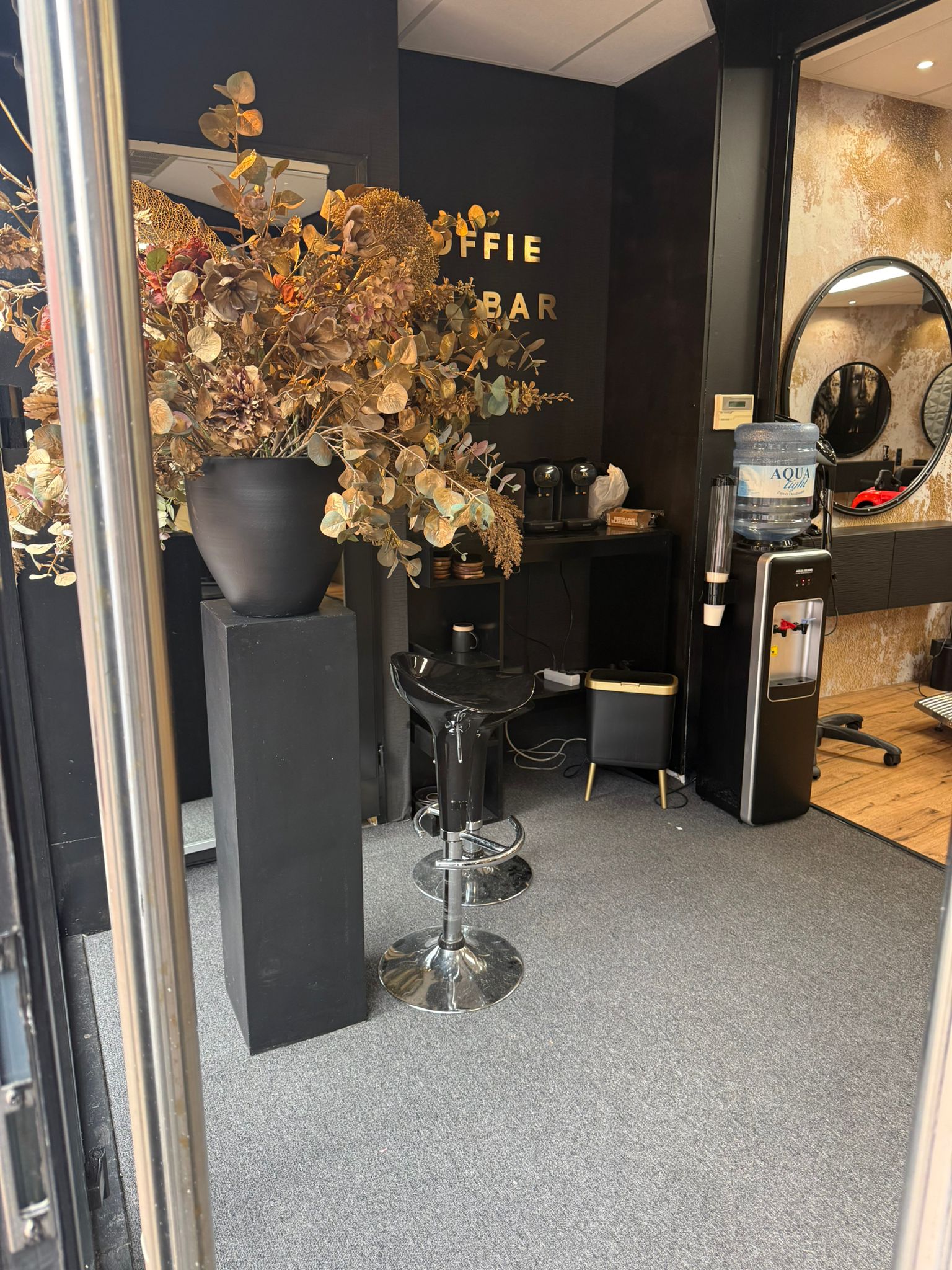 Koffie Bar Yek Laser Clinic